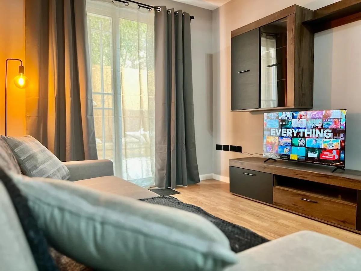 Stylish 2Br In Central Stjulians Saint Julian's Apartment