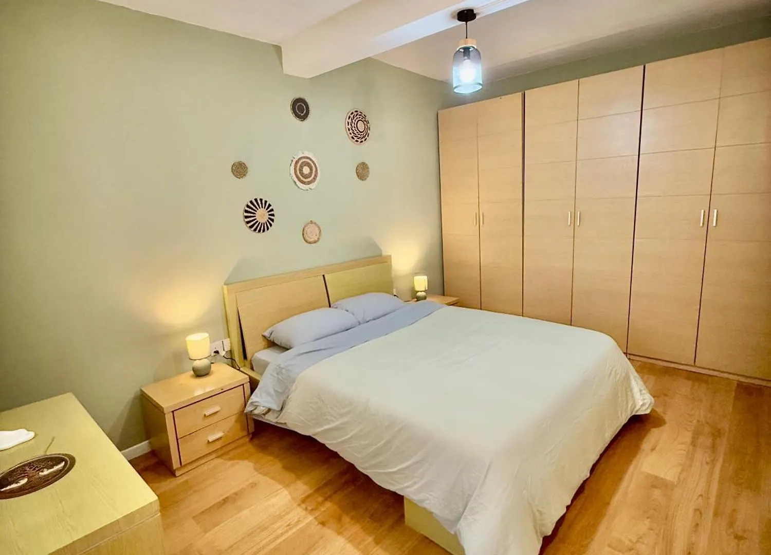 Stylish 2Br In Central Stjulians Saint Julian's Malta